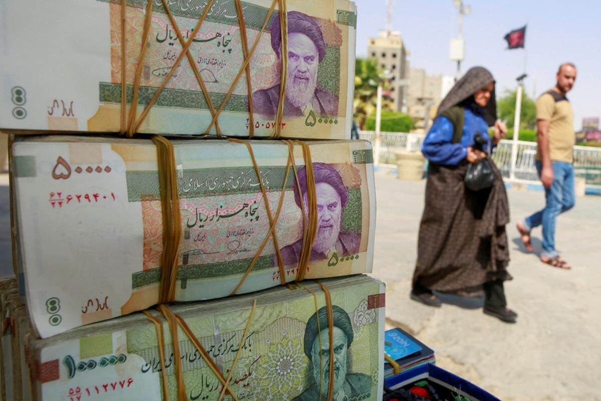 کسری چهارصد هزار میلیارد تومانی بودجه ایران در هفت ماه اول ۱۴۰۲