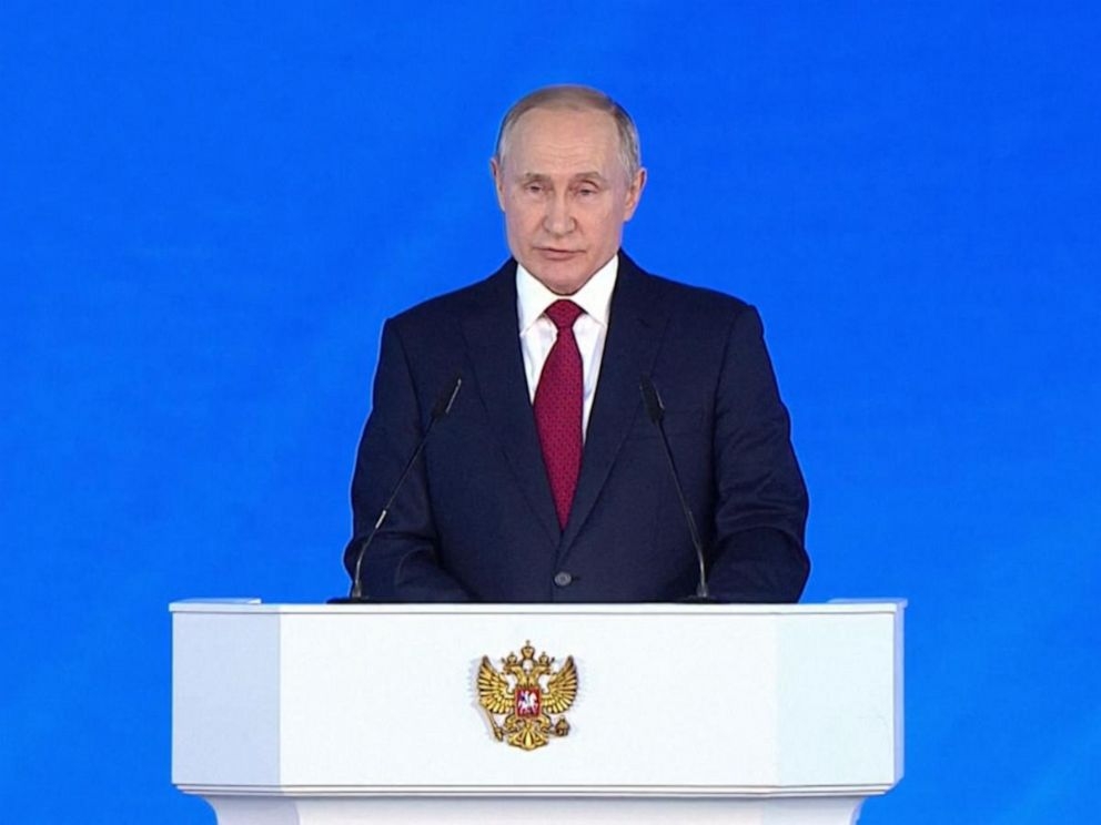 Putin: Rusiyanın ikibaşlı qartalı yalnız qərbə və şərqə deyil, cənuba da baxır