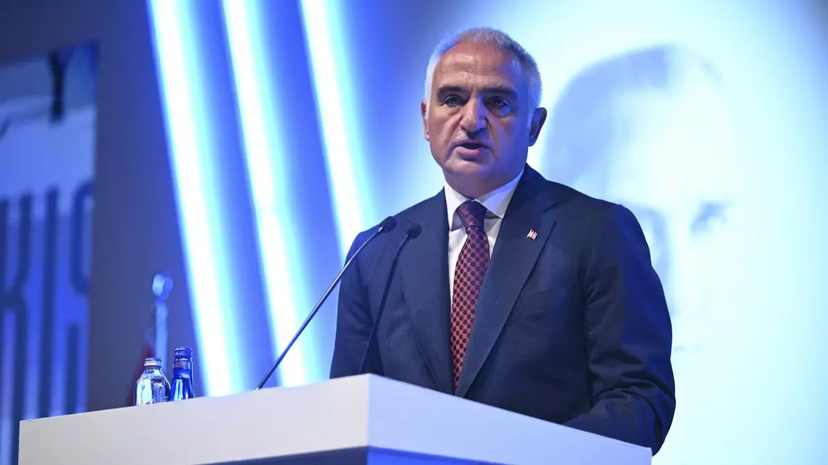 وزیر گردشگری ترکیه: هدف جدیدمان قرار گرفتن در بین سه کشور اول جهان است