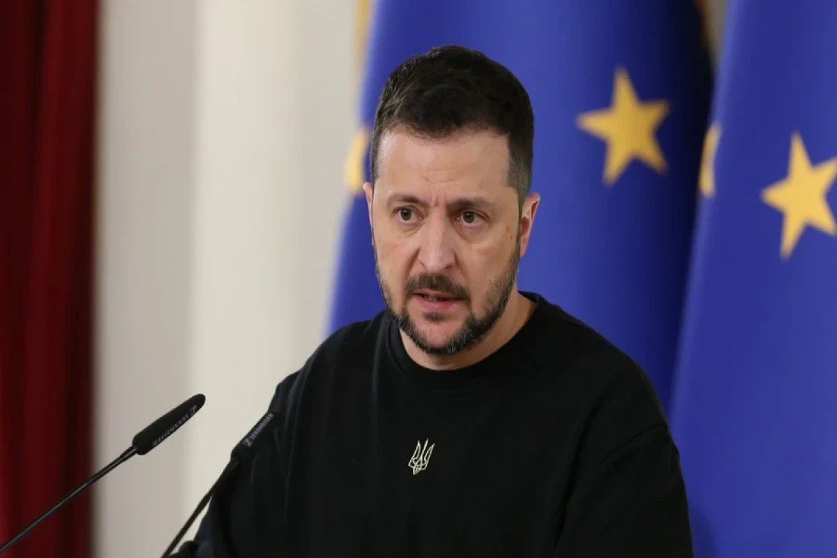 Zelenski: Trampın Ukrayna nümayəndə heyəti ilə növbəti görüşü yanvar ayında keçiriləcək