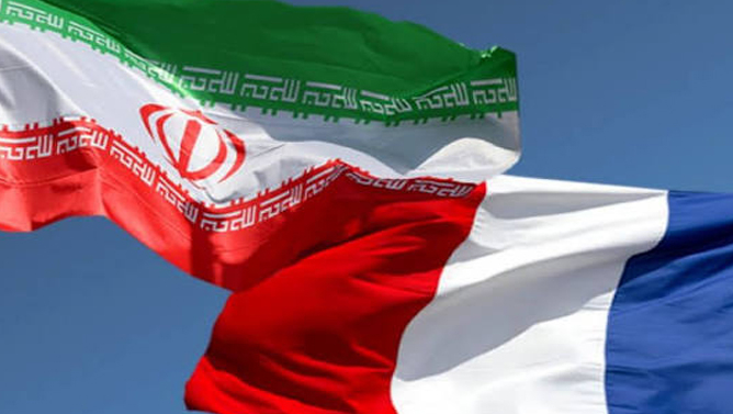 Tehran iki fransız əməkdaşı ölkədən çıxardı, Paris cavab verdi