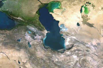 روزنامه شهرداری تهران «همشهری» خواستار ناامن کردن خزر و حمله به خطوط نفتی آذربایجان شد