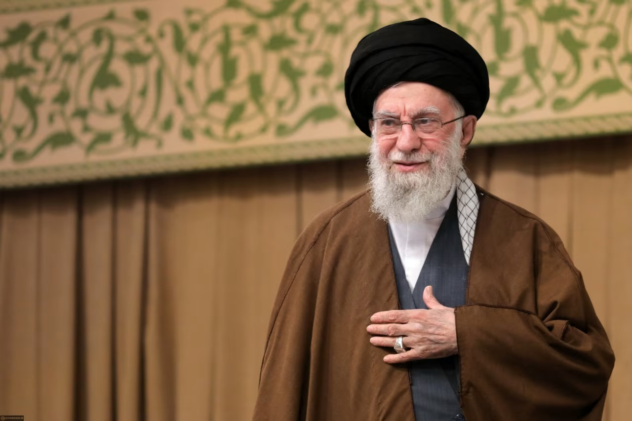 Fox News: Amerika Əli Xameneinin öldüyünü hesab edir