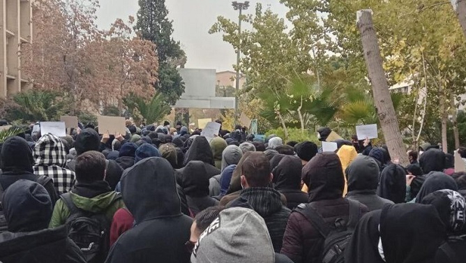 موج تازه‌ای از اعتراض‌ها دانشگاه‌های ایران را دربر گرفت