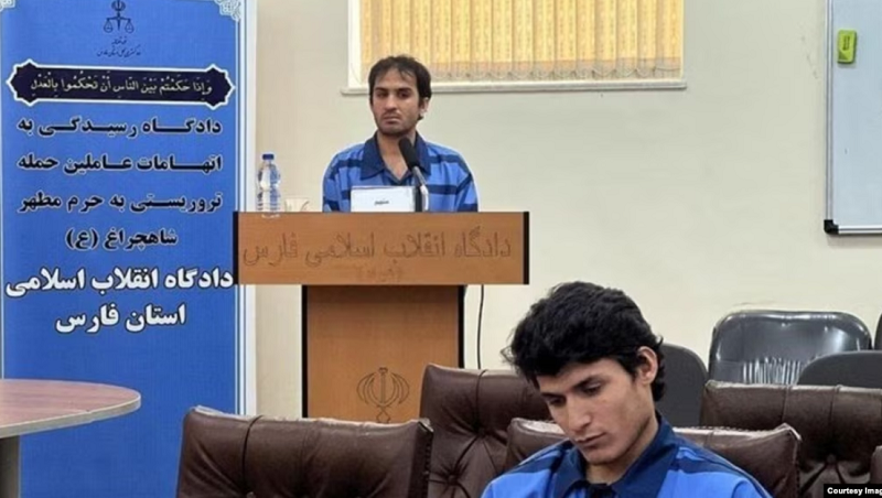 حکم اعدام دو متهم «حمله به شاهچراغ شیراز» در ملاء عام اجرا شد