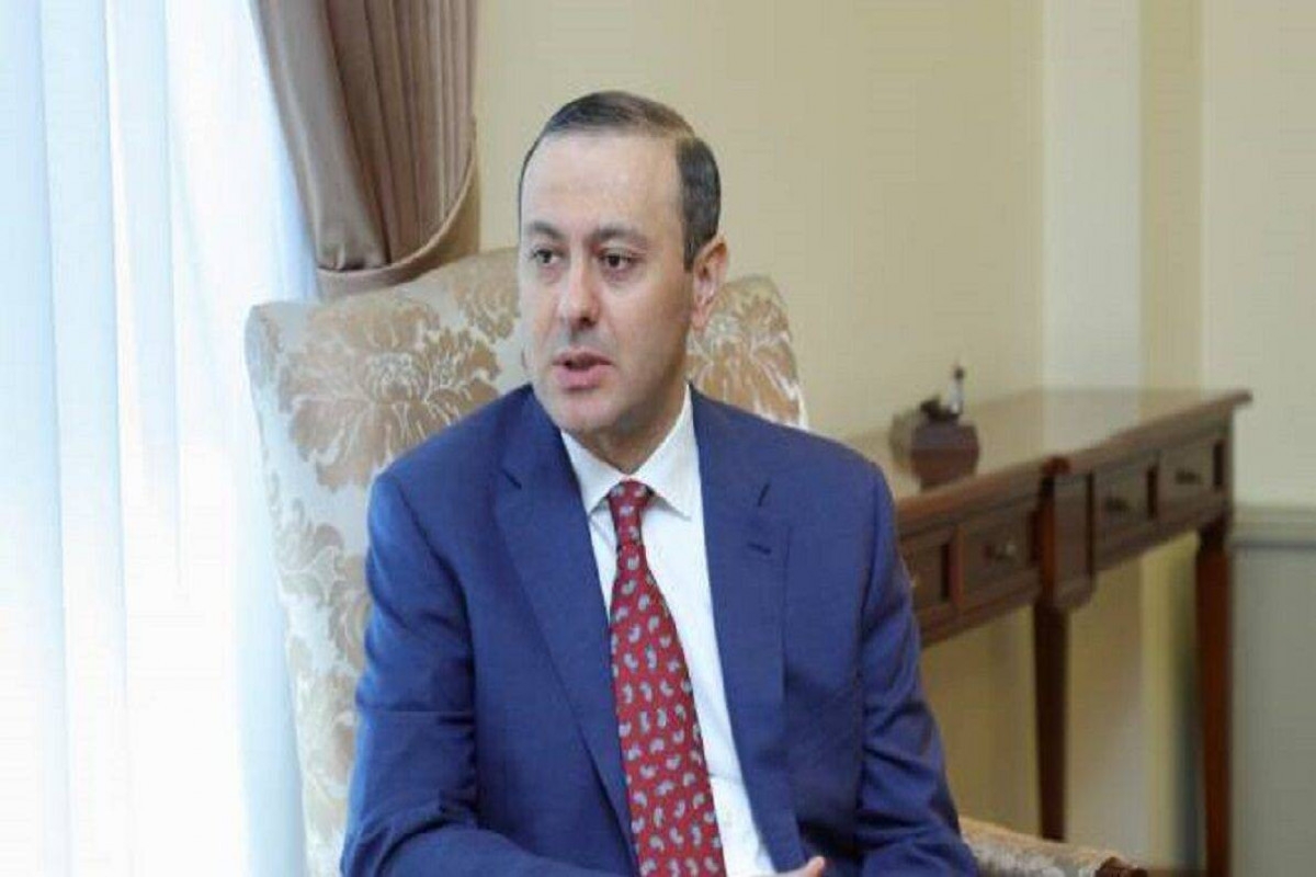 دبیر شورای امنیت ارمنستان: صلح با آذربایجان اولویت ارمنستان است