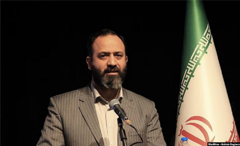 İran parlamentində mədəniyyət nazirinin istefası tələb edildi