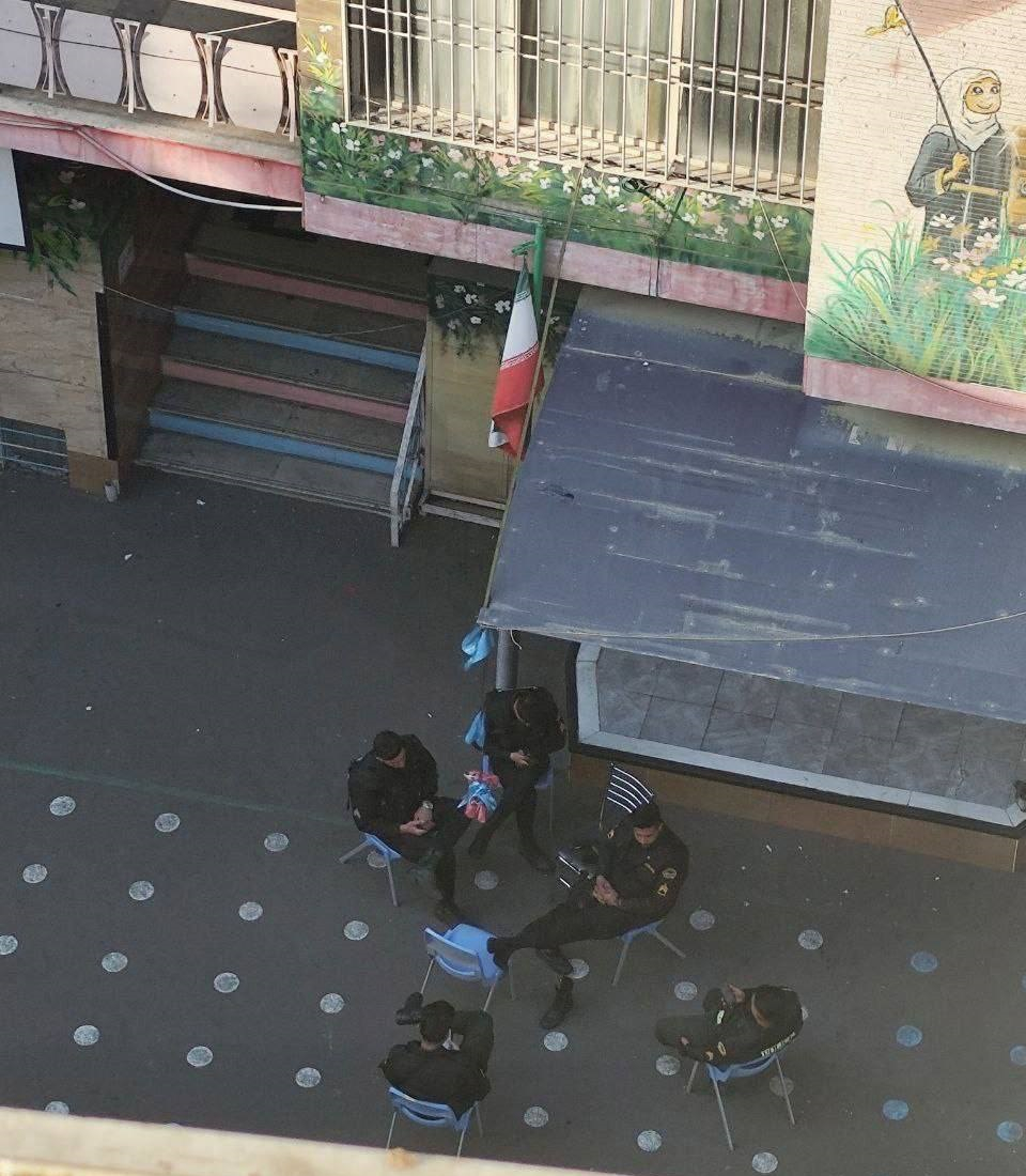 استفاده از مدارس و مراکز درمانی برای استقرار نیروهای سپاه پاسداران