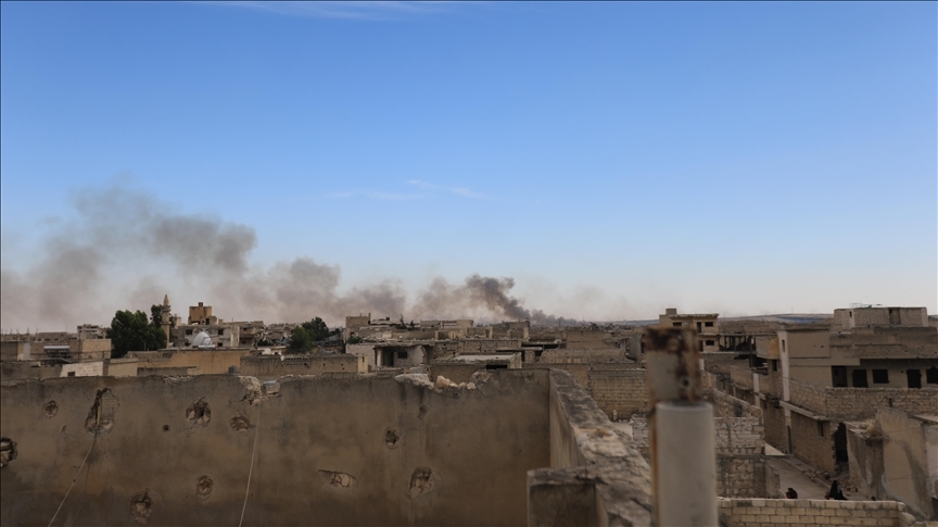 رژیم اسد خانه‌ها و زمین‌های غیرنظامیان را در سوریه به آتش‌ کشید