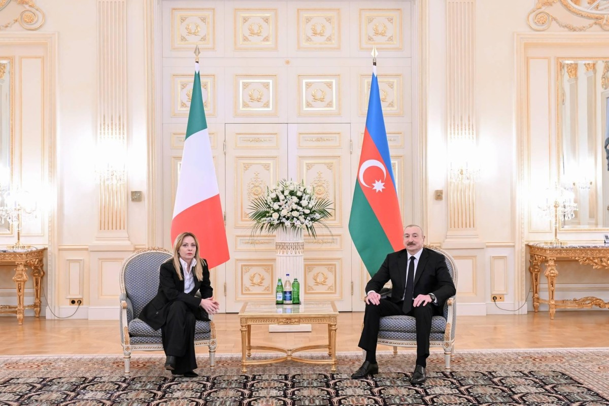 Meloni yanacaqla bağlı qərara görə İlham Əliyevə təşəkkür edib