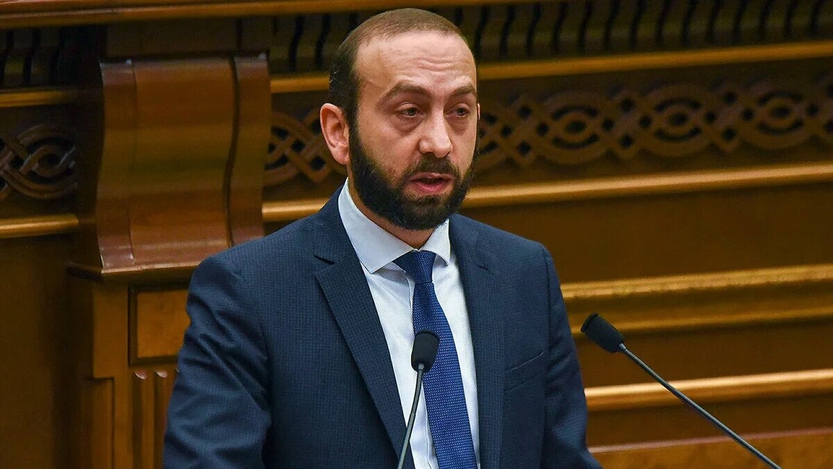 ایروان: قانون اساسی ارمنستان مانع صلح با آذربایجان است