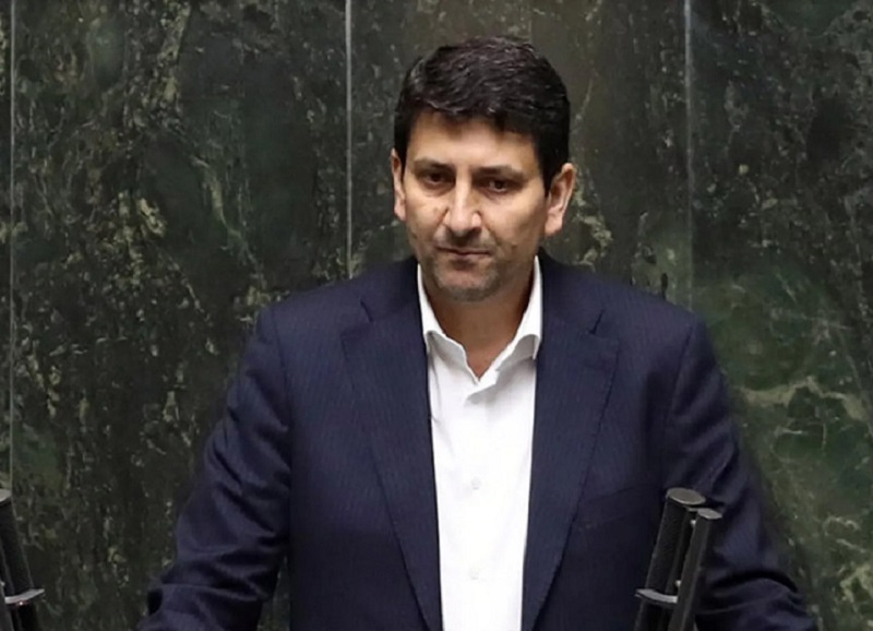 Millət vəkilləri nazirin impiçmentini tələb edirlər