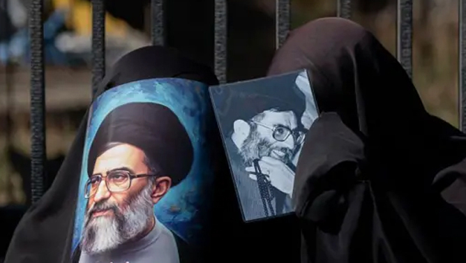 علی خامنه‌ای را «هوایی» تشییع خواهند کرد
