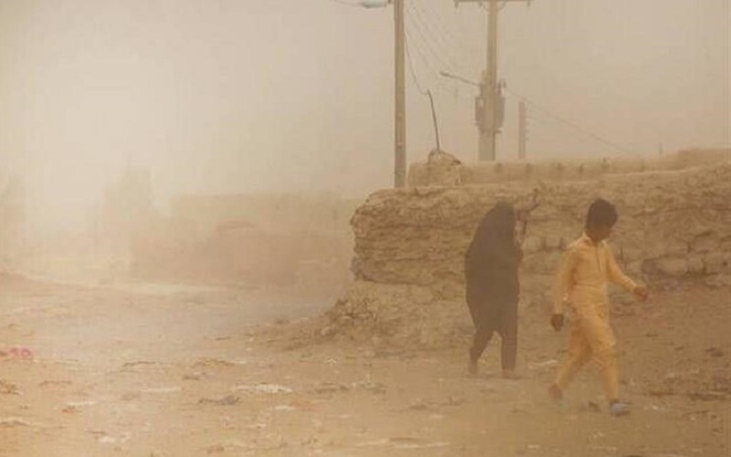 İranda toz fırtınası səbəbindən daha 709 nəfər xəstəxanalıq oldu