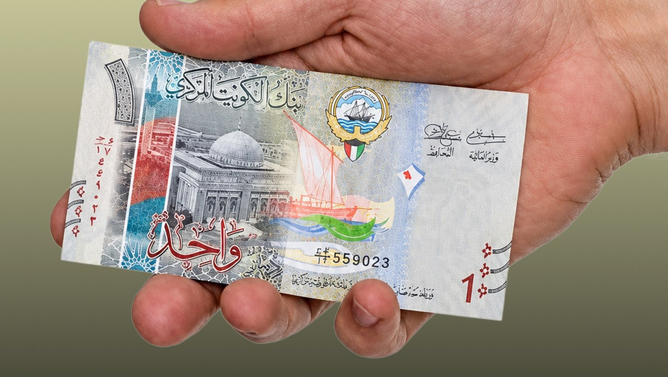 هر دینار کویت به بیش از ۸۲۰ هزار تومان رسید