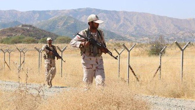 Sistan-Bəlucistanda atışma: bir polis ölüb, üçü yaralanıb