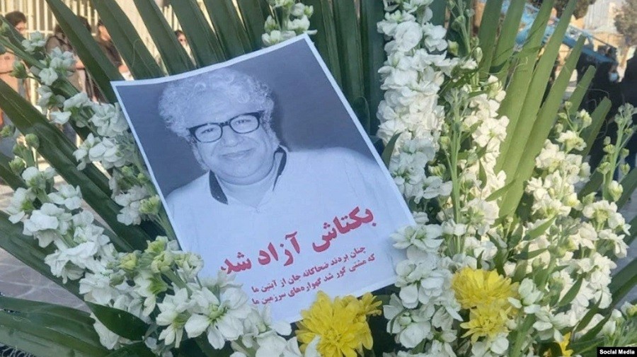 "Ötən il zülm və geriliklə yadda qaldı"- İran Yazıçılar Birliyi bəyanat yayıb
