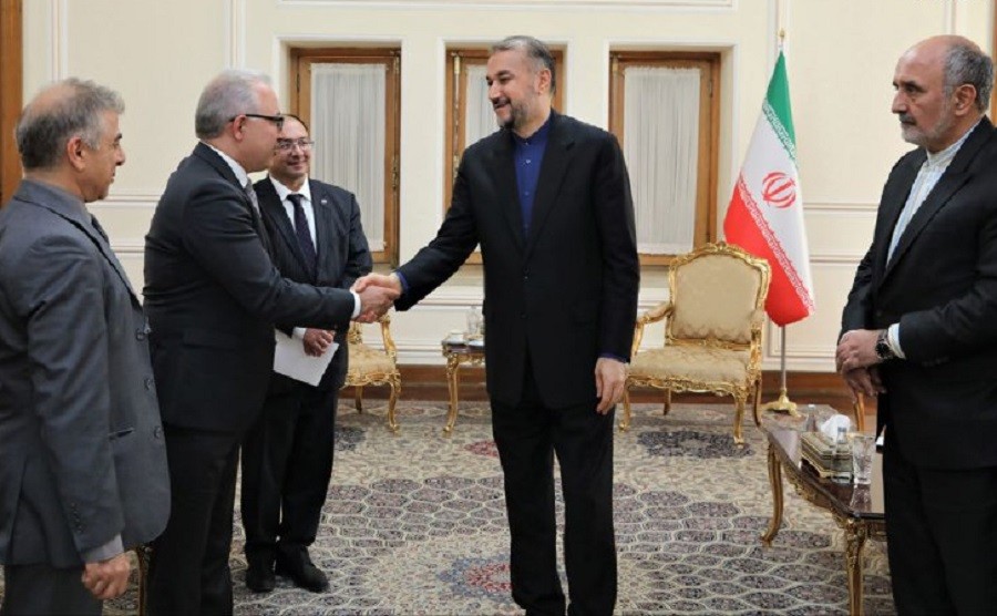 İran XİN başçısı Ermənistan xarici işlər nazirinin müavini ilə görüşüb