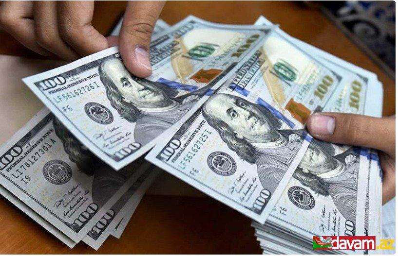 İranda dolların məzənnəsi yenidən rekord qırdı: 1 dollar 30 min 270 tümən