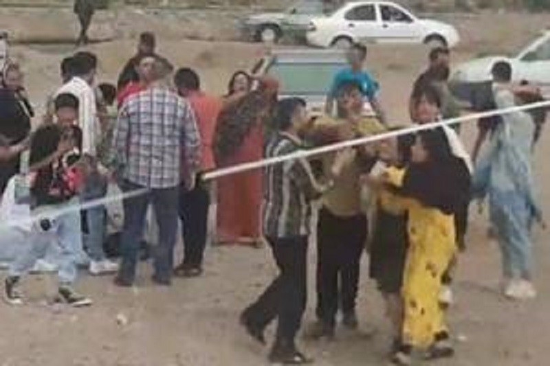 İranda hicab bağlamadığı üçün hücuma məruz qalan qadın öldü