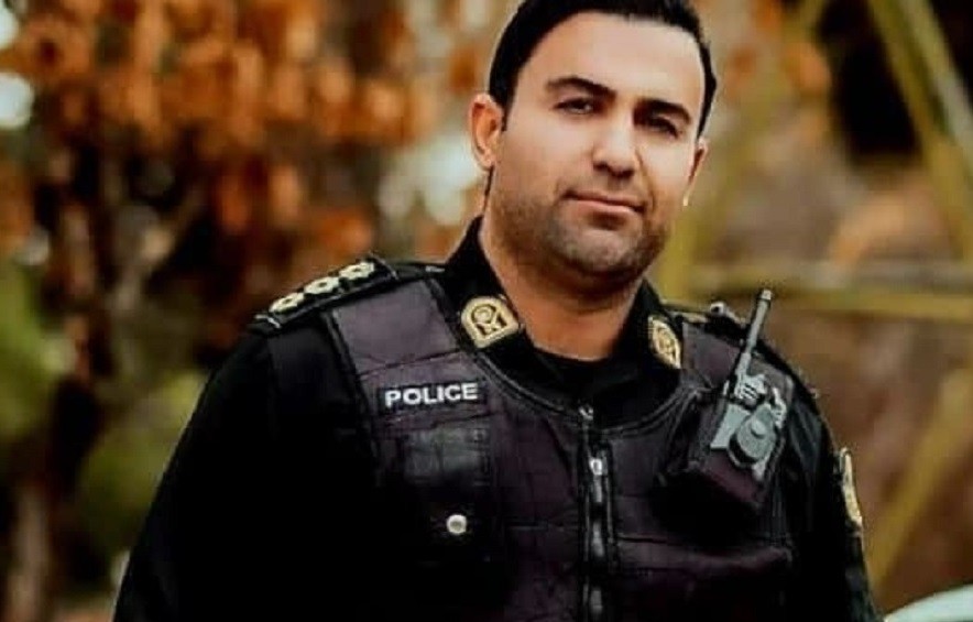 İranda polis zabiti güllələnib