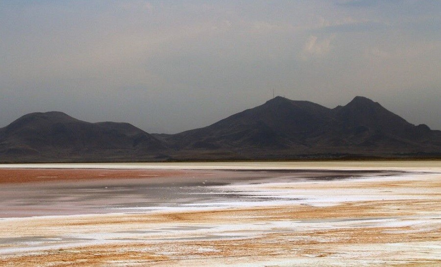 Urmu gölündə suyun səviyyəsinin azalması davam edir