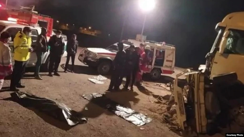 İsfahan və Kirmanda baş verən iki ağır yol qəzasında 8 nəfər ölüb, 9 nəfər yaralanıb