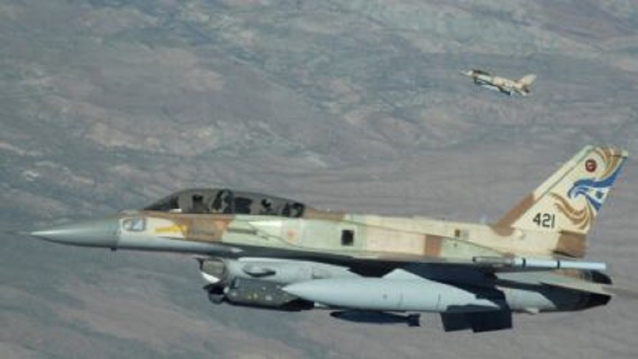 İsrail Suriyada İranın mövqelərinə raket zərbələri endirib