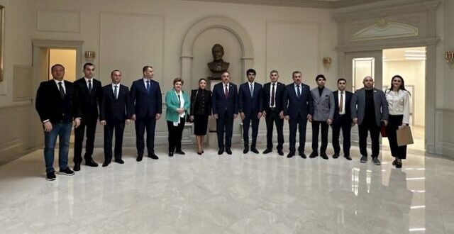 QHT təmsilçiləri səfir Rəşad Məmmədovla görüşüb