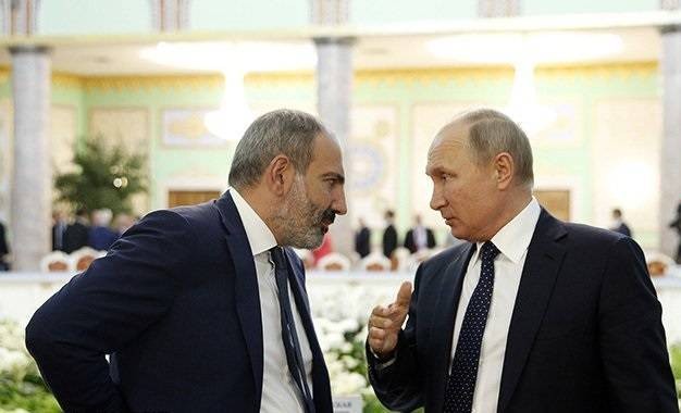 Putin və Paşinyan Qarabağda vəziyyəti müzakirə edib
