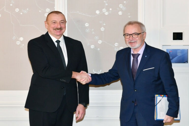 Dövlət başçısı Avropa İnvestisiya Bankının prezidenti ilə görüşüb