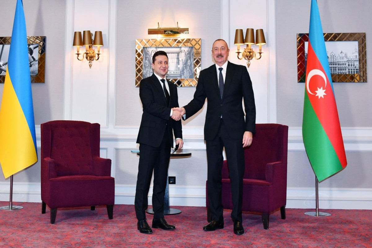Azərbaycan Prezidenti Brüsseldə Volodimir Zelenski ilə görüşüb